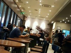 -星巴克(重庆火车北站北广场II店)