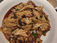 -鸽子侯·家宴·平价海鲜(市图书馆店)