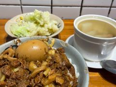 -红猪卤肉饭(大西洋美食城店)