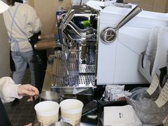 -本来不该有·鲜果咖啡(大梅沙店)