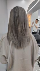-丝语萱形象