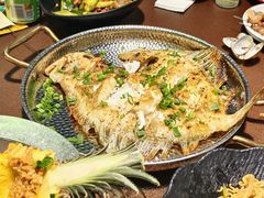 -曼听小寨海鲜烧烤·大连辣炒大王(盖州街店)