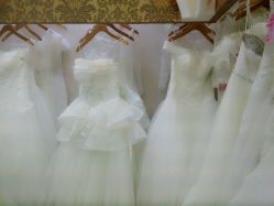 -厦门苏迪尔婚纱礼服批发零售/男装定制