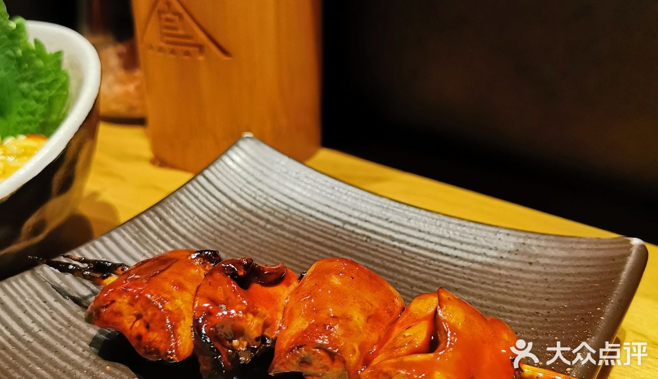 🍖这件烧鸟店，有什么与众不同？[胜利]