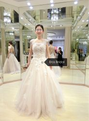 -Color卡诺婚纱礼服馆(南京严选店)