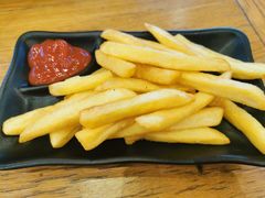 -汽车博物馆主题餐厅