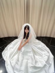 -拉瑞娜LaReine婚纱礼服高级定制