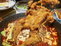 蛋黄牛蛙-老天桥蛙炉火锅(姑苏总店)