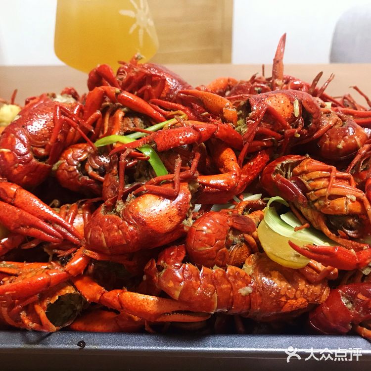 再不让我们出门简直不知道大众点评该说什么了