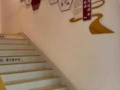 -漕河泾街道图书馆(漕河泾社区文化活动中心店)