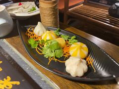 -老牌坊云南鱼豆花火锅(哈西万达店)