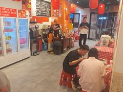 -荆九爷爆炒桥头三嫩(云南北路店)