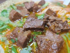 -金杨拉面王小吃面馆·牛三宝面·红烧牛肉粉