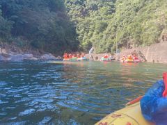 -安吉龙王山峡谷漂流