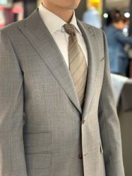 -BRANS PORO布朗斯伯勒西装高级定制·瑞璞西装(金陵店)