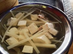 酸笋汤-鑫旺旺汤包(总店)
