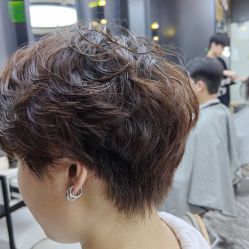 -藤野造型·专业烫染店