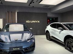 -王府井百货熙地港店