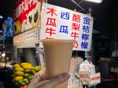 -六合夜市
