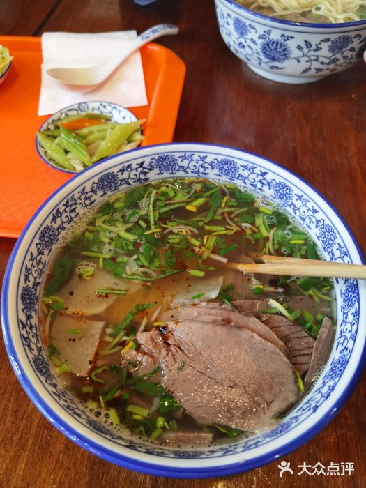 金味德兰州牛肉拉面图片