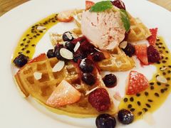 莓子华夫饼-Moka Bros 摩卡站(西单大悦城店)