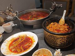 -万重锦·人文川菜馆(骡马市店)