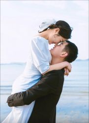 -玛奇朵婚纱摄影