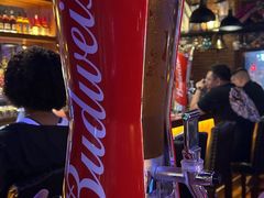 -鲨鱼美式餐厅酒吧Sharky