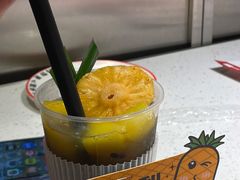 黑凤梨-江湖小牛·水煮牛排火锅(欧亚新生活购物广场店)