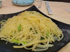 酸辣土豆丝-怪怪龙虾·澳洲蓝龙王·深夜食堂(惊驾路店)