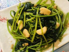 -年辉渔村