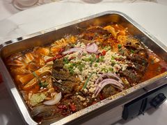 -老街烧烤大排档·地道湖北菜·龙虾馆(汉口火车站店)