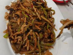鱼香肉丝-天天初二·天津传统捞面·天津特色菜(凌奥总店)