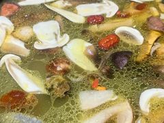 -野菌皇海景野生菌火锅(滨海大道店)