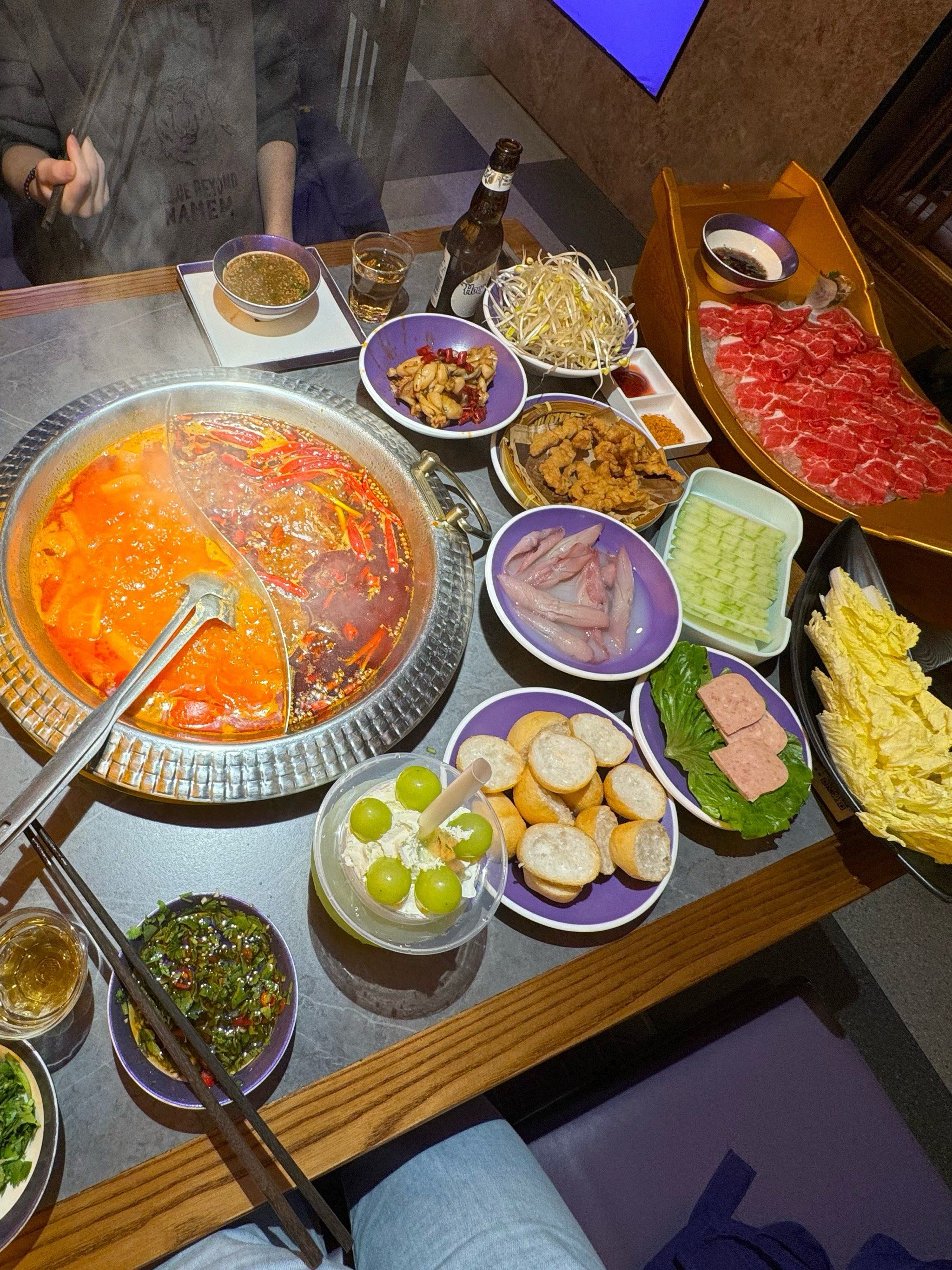 牛蛙一如既往的好吃「牛蛙」😋[强]「重庆高老九火锅