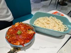辣皮子炒肉拌面-阿里疆Alijiang·丝路美食·异域风情·清真(长楹天街店)