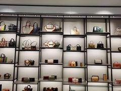-CHARLES&KEITH(城西银泰店)