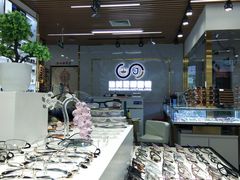 -臻美视爵眼镜·明月·依视路·蔡司折扣店(广渠门店)