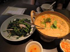 -大头虾越式风味餐厅(光明广场店)