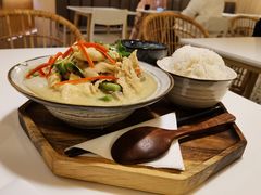 绿咖喱鸡肉套饭-GOGO Plate(成都太古里店)