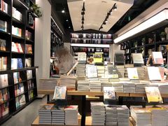 -吾悦广场(南京鼓楼店)
