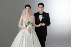 点击看大图 -都市丽人婚纱摄影