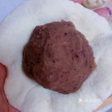 熬豆沙,都是我亲力亲为,豆沙里添加了炼乳,口感更香滑