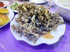 炸花椒芽-钰田大院·碳烤虹鳟鱼·怀柔地道农家菜(雁栖湖店)