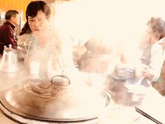 -粘豆包柴火铁锅炖