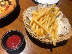 -意国小镇披萨牛排餐厅(万达广场店)