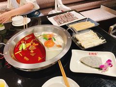-吴记老锅底麻辣火锅(福州路店)