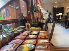 -银米·云南传统过桥米线(双廊黑金冠店)