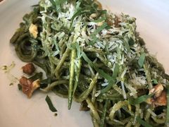 -ROAST coffee & eatery