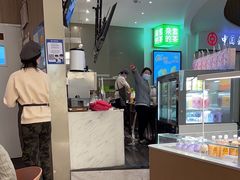 -奈雪的茶(市百一店)